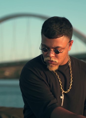 Victor Lou: do Palco Principal ao Backstage da vida! Conheça Quem É Paulo Victor, o famoso Shark