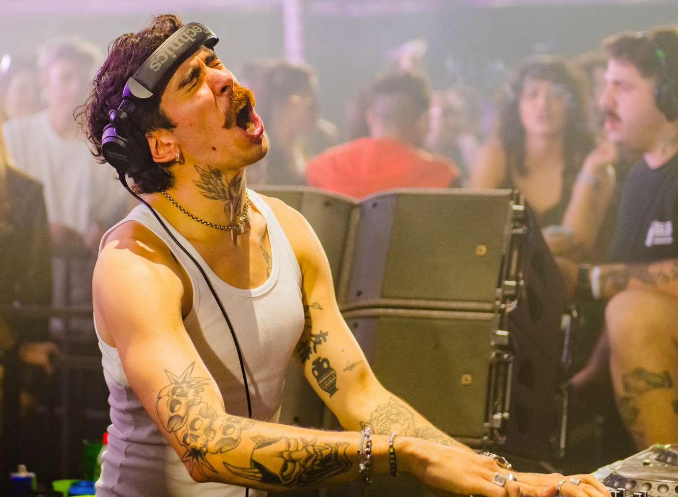 2025 do Laroc Guarujá começa com Mochakk