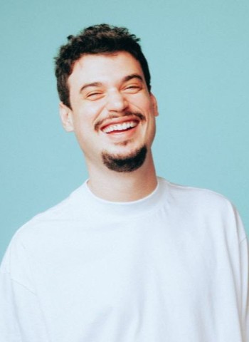 Música eletrônica em homenagem a Maradona? Ouça a nova do Watzgood pela Parade Records